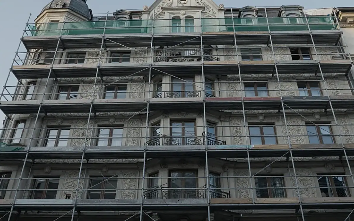 Fassade vor der Sanierung