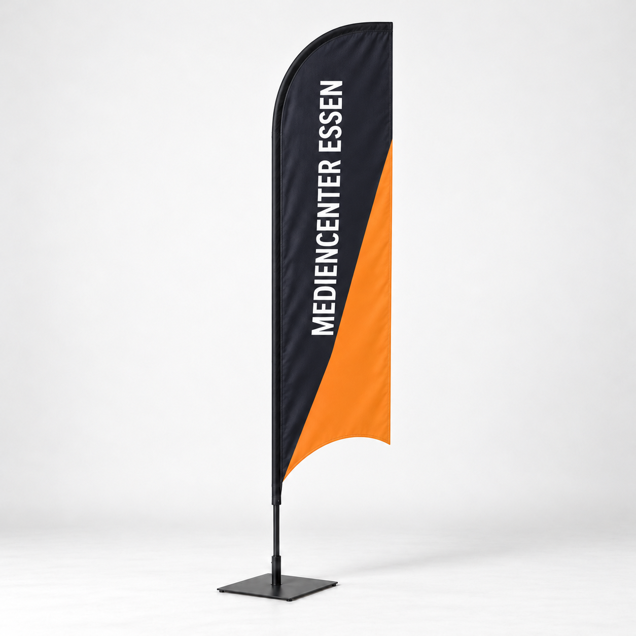 Sailflag konkav. Symbolisches Formbeispiel.